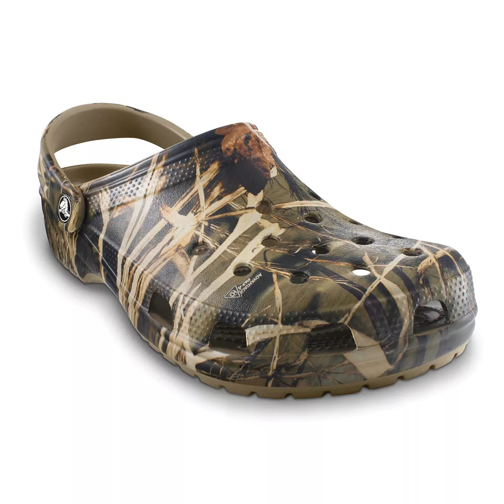 Crocs Classic Realtree V2 Adult Camouflage Clogs 2 Crocs Classic Realtree V2 Adult Camouflage Clogs